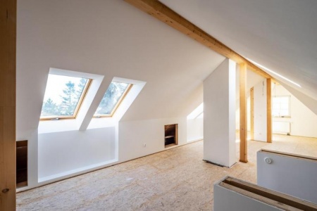 Quels travaux pr&eacute;voir pour am&eacute;nager des combles pr&egrave;s de Vieux-Cond&eacute; ?